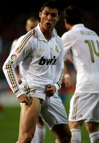 Las piernas de Cristiano Ronaldo están aseguradas en 100 millones de euros ...