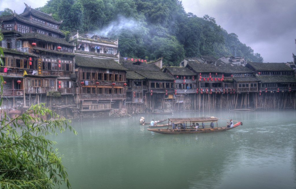 feng-huang-v-a-little-town-in-china