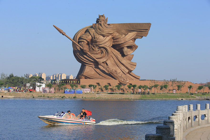 giant-war-god-statue-general-guan-yu-sculpture-china-9