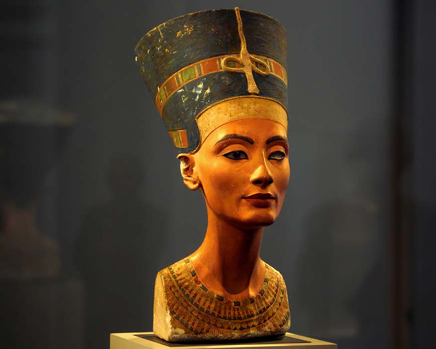 ¿Nefertiti está enterrada junto a Tutankamón?
