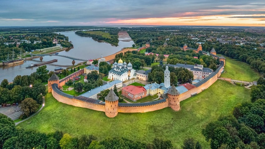 El pueblo que dio origen a Rusia, Novgorod, mantiene su legado histórico vigente.