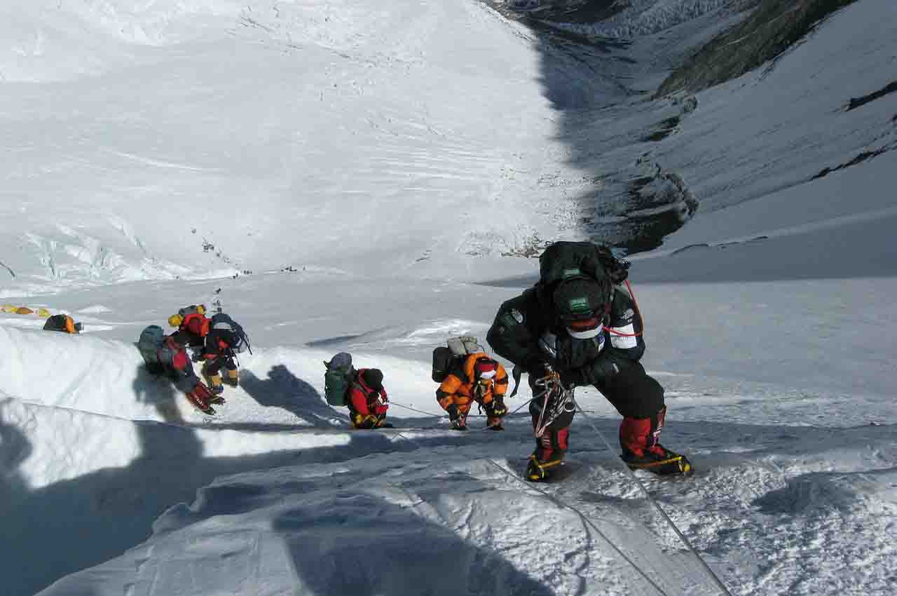altura del Monte Everest para los escaladores
