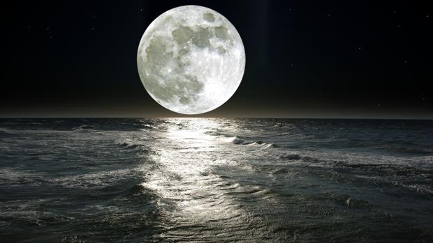 ¿Qué pasaría si la Luna se acercara más?