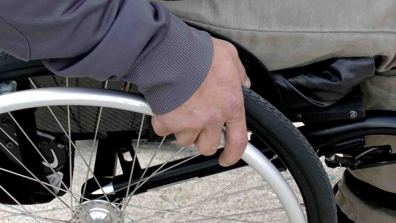 Stendrode o chip cerebral para las personas con discapacidad