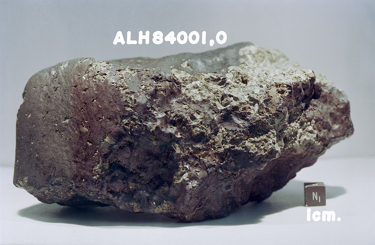 La roca marciana que llegó con restos orgánicos tiene una interesante historia.