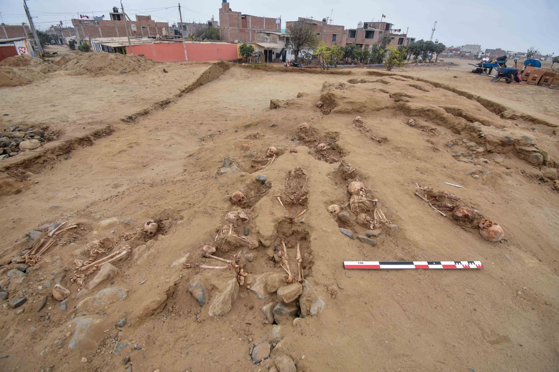 Las tumbas de niños sacrificados aparecieron en la zona norte del Perú.