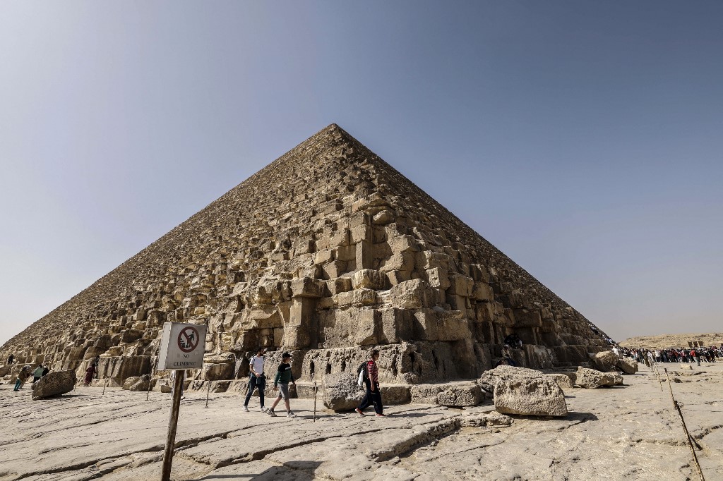 Esta pirámide esconde aún muchos secretos debajo de ella.