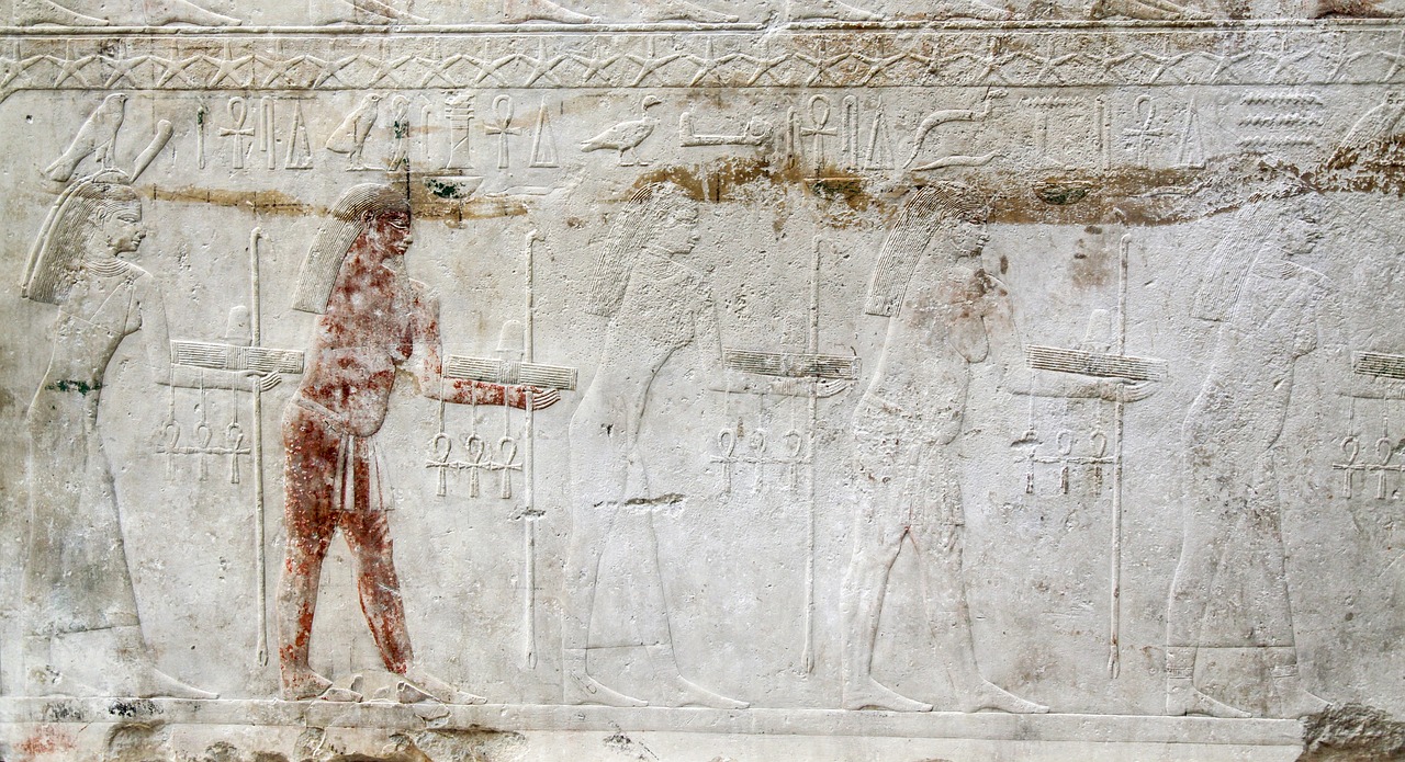 los antiguos egipcios registraron en sus jeroglíficos como medían el tiempo