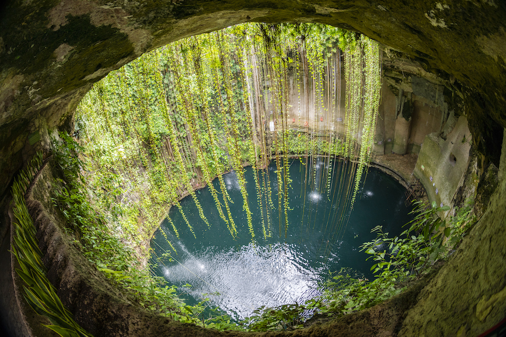 El cenote maya oculto 2500 años