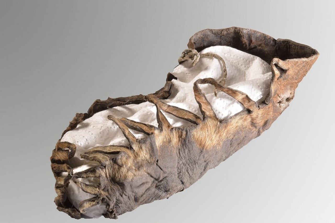 El zapatito de 2000 años está conservado de forma magnífica.