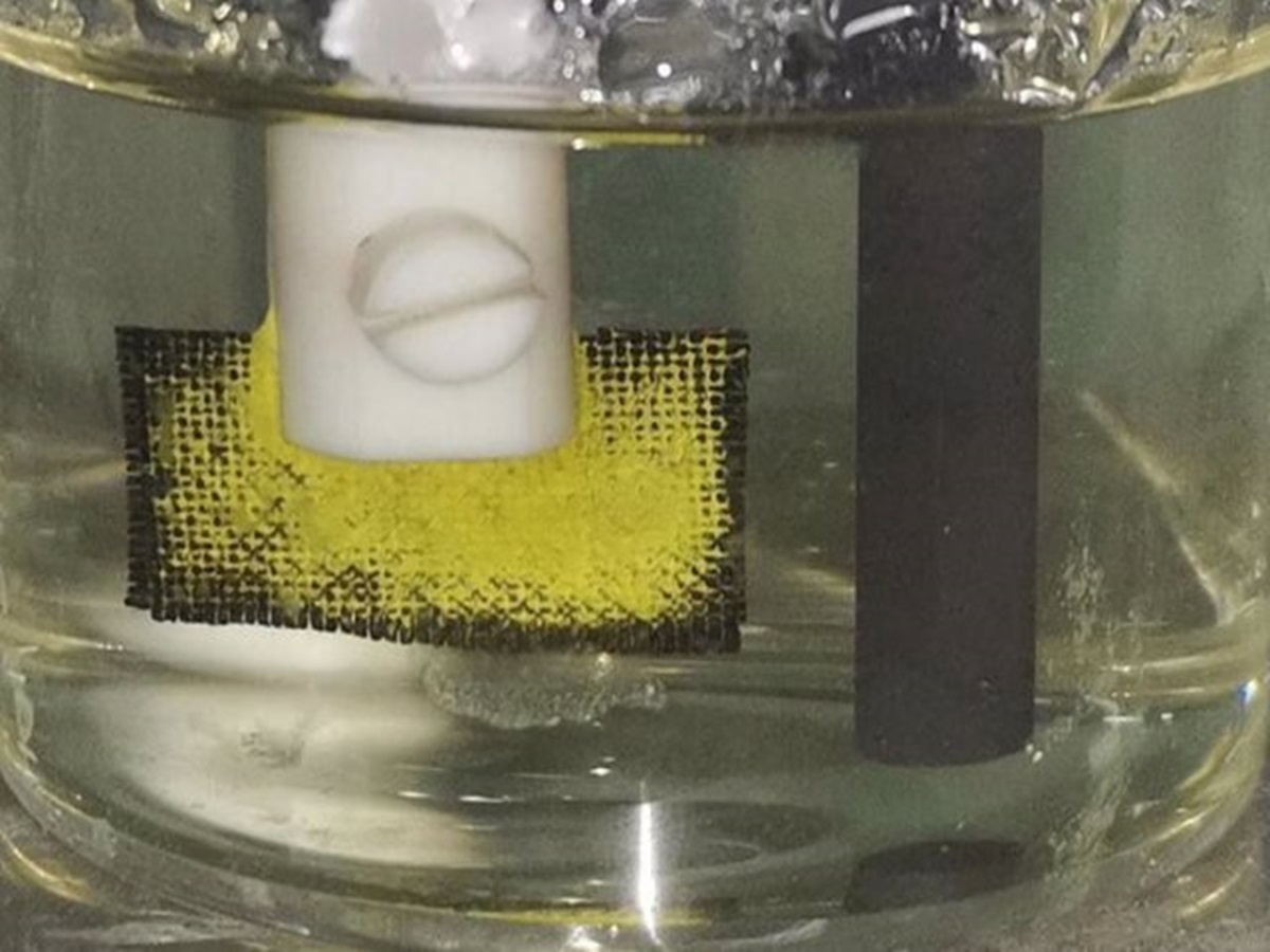 Desarrollan material para extraer uranio del agua de mar
