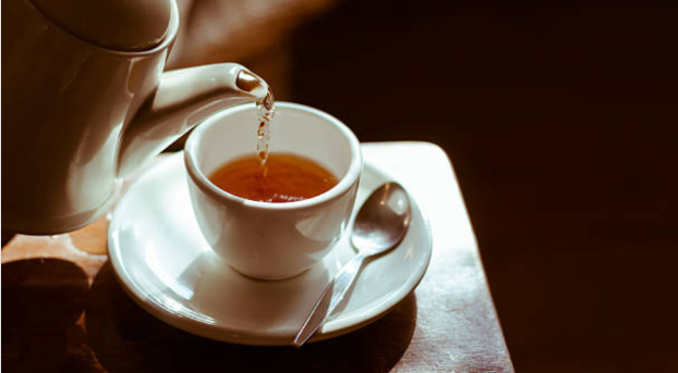 El té ralentiza el envejecimiento, según una universidad china.