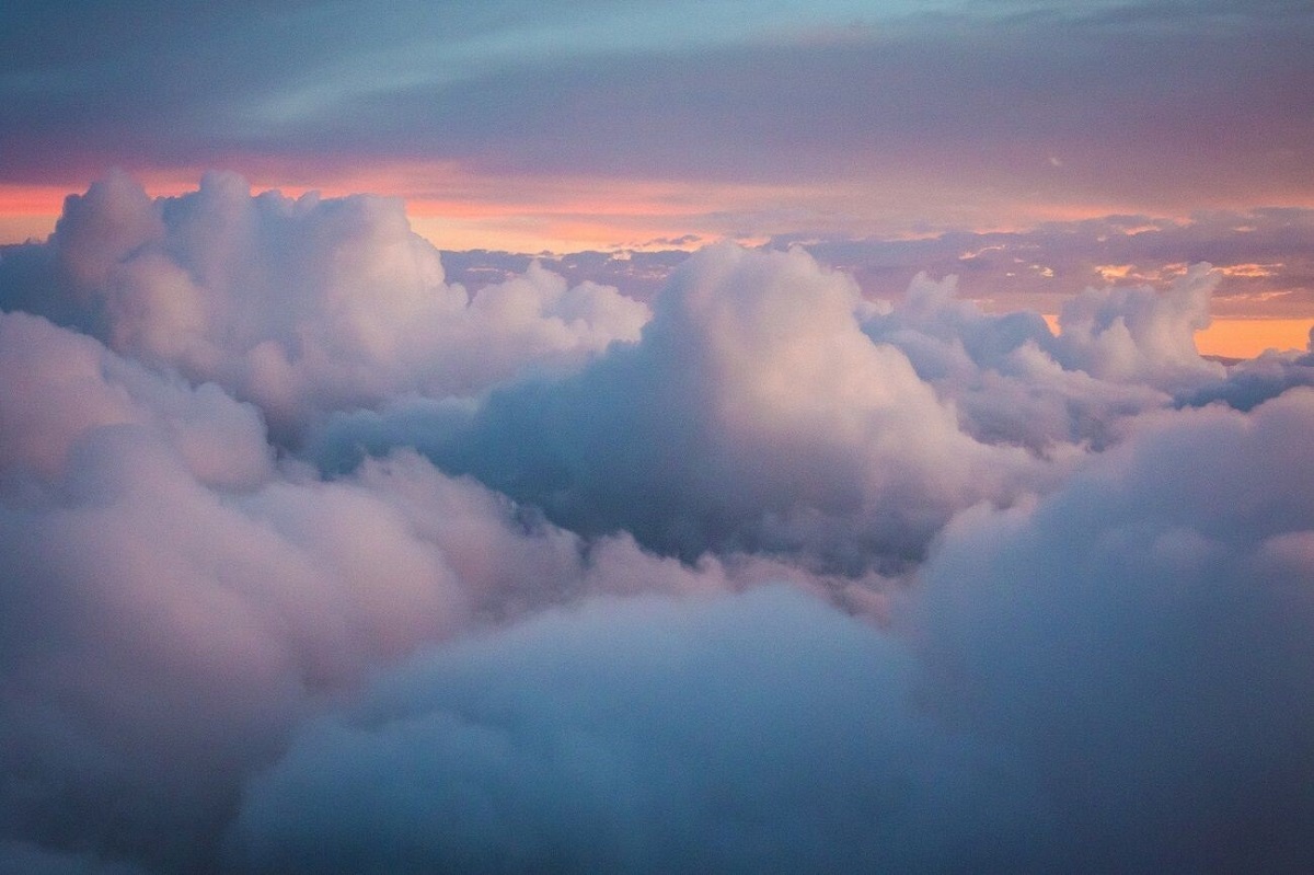 La pérdida de nubes causa temperaturas récord.