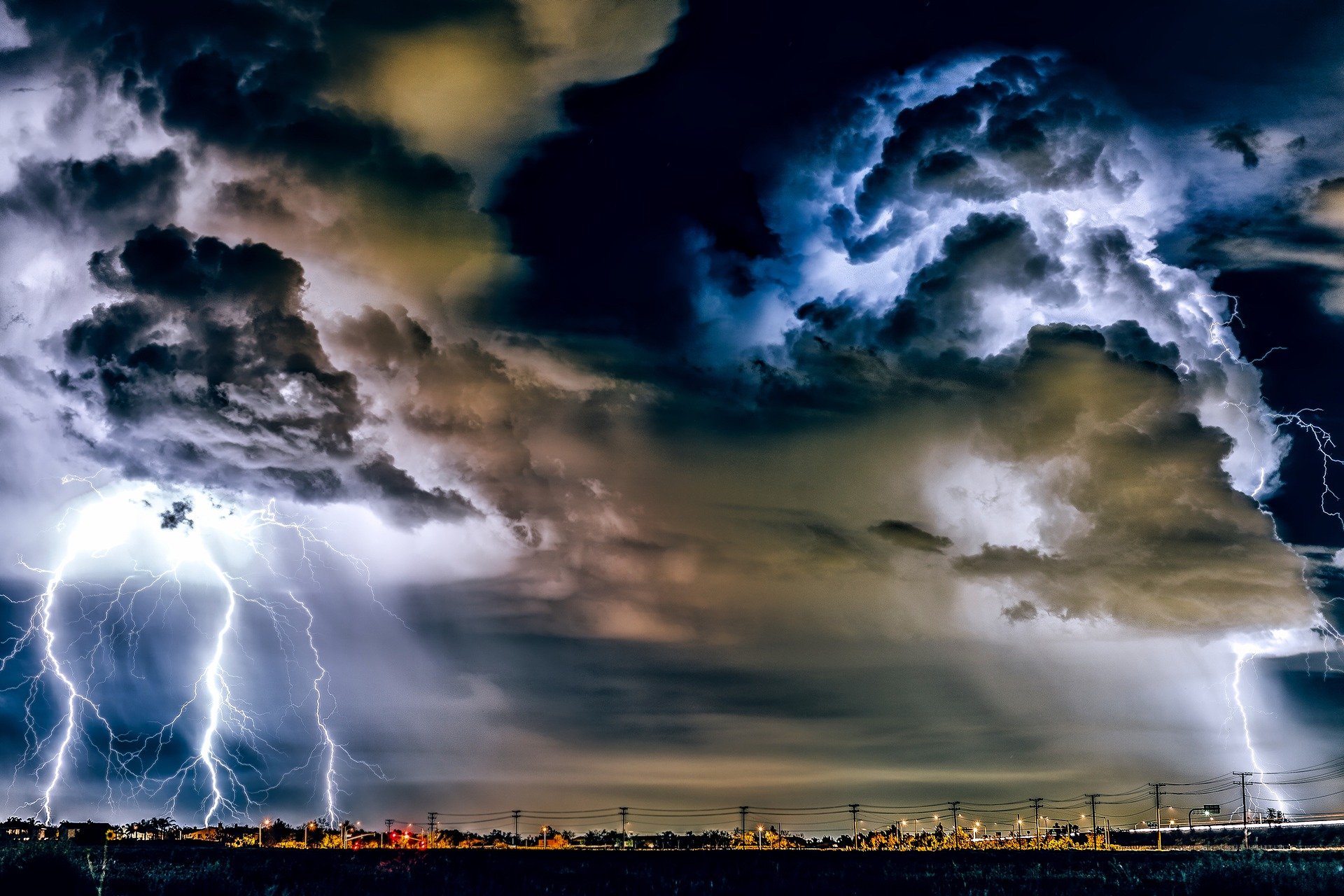 En una tormenta seca puede haber rayos sin lluvia.
